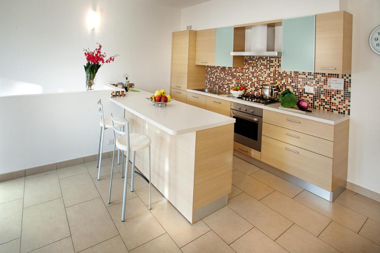 Tremezzo Residence 3-1 Of 11 Apartments In An Exclusive Residence By Italian Apartments Екстериор снимка